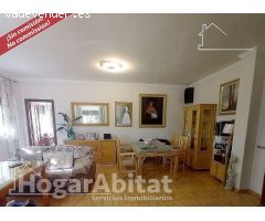 GRAN CHALET SEMIREFORMADO CON DOS VIVIENDAS, GARAJE, TERRAZA Y PARCELA