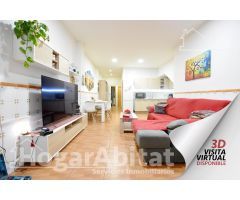 ESPACIOSA CASA CON TERRAZA Y BALCÓN