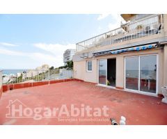 ¡IMPRESIONANTES VISTAS FRONTALES AL MAR!  SEMIÁTICO LUMINOSO CON TERRAZA Y BALCÓN