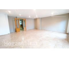 ¡ÁTICO ESPECTACULAR! AMPLIO Y MUY LUMINOSO  CON GRAN TERRAZA Y BALCÓN