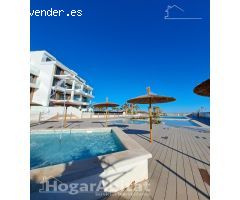 IMPRESIONANTE ÁTICO TOTALMENTE NUEVO A ESTRENAR CON PISCINA, GARAJE Y VISTAS AL MAR