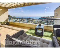 MAGNIFICO ÁTICO CON PISCINA, GARAJE DOBLE Y DOS TERRAZAS CERCA DE LA PLAYA