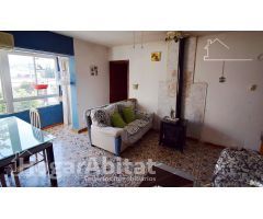 AMPLIA CASA CON TERRAZA Y TRASTERO CERCA DEL CENTRO