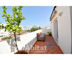 ¡PLAYA DE DAIMÚS! REFORMADO, AMPLIO Y LUMINOSO CON TERRAZA Y DOS BALCONES