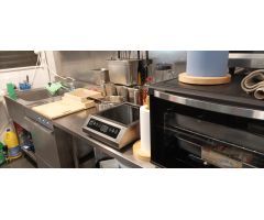 Traspaso de excelente Bar con salida de humos, instalación churros, totalmente equipado llave en man