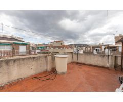 Increíble ático dúplex a reformar en zona Alhamar