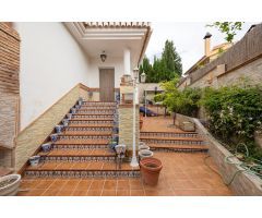 Chalet en Venta en Monachil, Granada