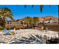 Impresionante finca con ocho villas independientes en Lanzarote