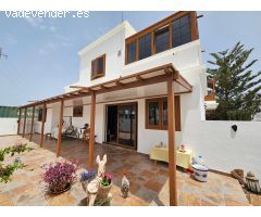Casa unifamiliar + Apartamento independiente en Tinajo