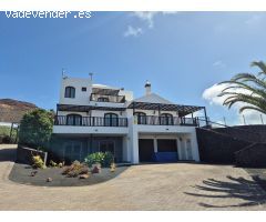 Impresionante villa con las mejores vistas al mar de Lanzarote