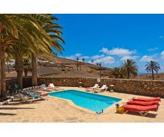 Impresionante finca con ocho villas independientes en Lanzarote