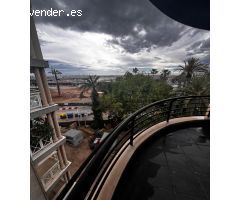 Amplio piso en alquiler en Torrevieja – 3 habitaciones, terraza y garaje incluido