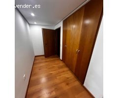 Amplio piso en alquiler en Torrevieja – 3 habitaciones, terraza y garaje incluido