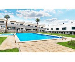 BUNGALOW SEMINUEVO CON EXTRAS , PISCINA