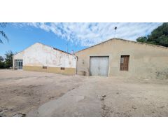 ¡EN PLENO CASCO URBANO DE MATOLA, JUNTO LA PARADA DE BUS, 9.500 M2 DE PARCELA !