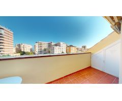Ático de dos dormitorios y terraza en Fuengirola-Los Boliches