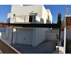 Casa en Alquiler en La Zubia, Granada