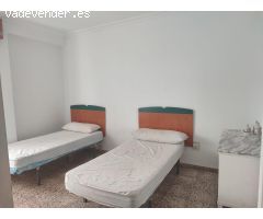 PISO DE DOS DORMITORIOS AL LADO DE PARADA DE METRO