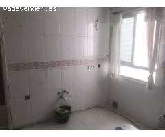 GRAN PISO EN INMEJORABLE ZONA DE SEVILLA