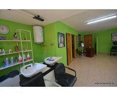 Local en entresuelo cerca del Colegio Santo Domingo en Orihuela, 30 m2. construidos.