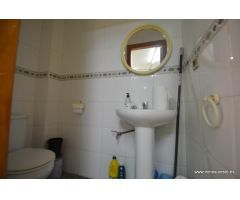 Local en entresuelo cerca del Colegio Santo Domingo en Orihuela, 30 m2. construidos.