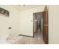 Vivienda de 4 habitaciones, con ascensor, tercera planta luminoso plaza madrid