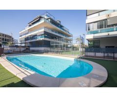 TODO EXTERIOR, TERRAZA, 3 HABITACIONES, 2 BAÑOS, PISCINA, PLAZA DE GARAJE Y TRASTERO