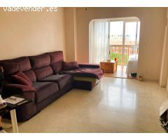 VIVIENDA LLENA DE LUZ, CON VISTAS DESPEJADAS , TERRAZA Y URBANIZACIÓN COMPLETA