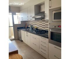 VIVIENDA LLENA DE LUZ, CON VISTAS DESPEJADAS , TERRAZA Y URBANIZACIÓN COMPLETA