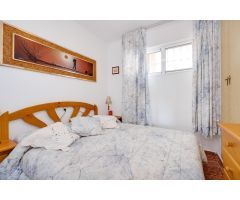 Bonito apartamento con vista despejada en Torrevieja