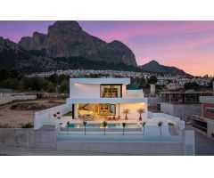 VILLAS DE OBRA NUEVA EN POLOP