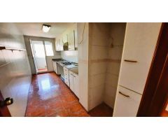 PISO EN VENTA EN BURJASSOT — AMPLIO, LUMINOSO Y ASCENSOR