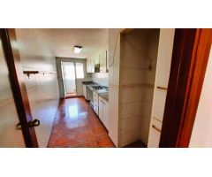 PISO EN VENTA EN BURJASSOT — AMPLIO, LUMINOSO Y ASCENSOR