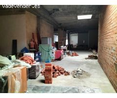 MAGNIFICO LOCAL DE 375 M2 EN PATRAIX JUNTO A TRÁFICO.