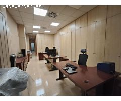 se vende local comercial en torrefiel