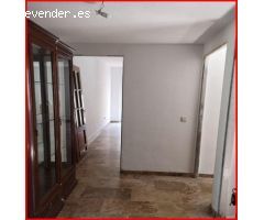 Amplio pisoen venta con parking en Alcolea