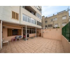 Ideal para familias! Amplio piso con gran terraza en zona Arxiduc.