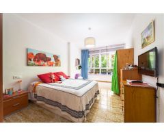 Ideal para familias! Amplio piso con gran terraza en zona Arxiduc.