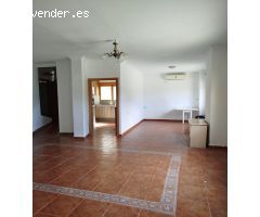 ¡¡CHALET PARA TODO EL AÑO CON PISCINA COMPARTIDA EN XATIVA!!