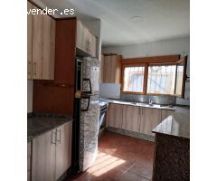 ¡¡CHALET PARA TODO EL AÑO CON PISCINA COMPARTIDA EN XATIVA!!