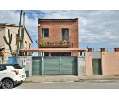 CASA EN VENTA EN Singuerlin, Santa Coloma de Gramanet