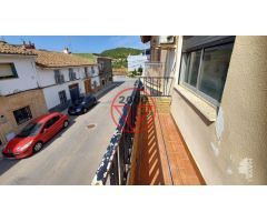 Piso en Venta en Yátova, Valencia