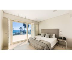 Moderna villa de playa en Marbella
