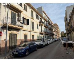 Piso de dos habitaciones, vestidor y un baño