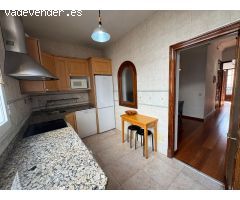 Piso de dos habitaciones, vestidor y un baño