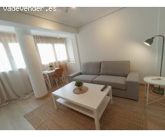 VIVIENDA REFORMADA CON MUEBLES NUEVOS DE ALQUILER AL LADO DEL PUERTO DEPORTIVO