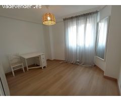VIVIENDA REFORMADA CON MUEBLES NUEVOS DE ALQUILER AL LADO DEL PUERTO DEPORTIVO