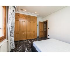 ESPECTACULAR CHALET EN ZONA CIUDAD JARDIN