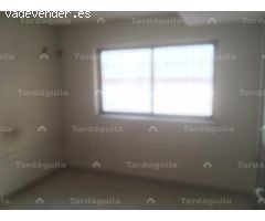 ALQUILER 80 M2 DE OFICINAS EN CALLE RODRÍGUEZ FABRÉS.