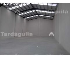 ALQUILER NAVE EN 1º LÍNEA DE VÍA PRINCIPAL, EN EL POLÍGONO LOS VILLARES.